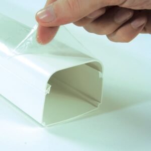 Vecamco 65×50 mm dramblio kaulo spalvos kanalai su apsaugine plėvele 2 metrai